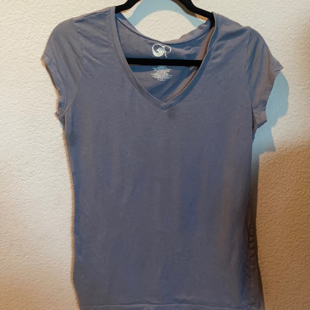 Tee shirt